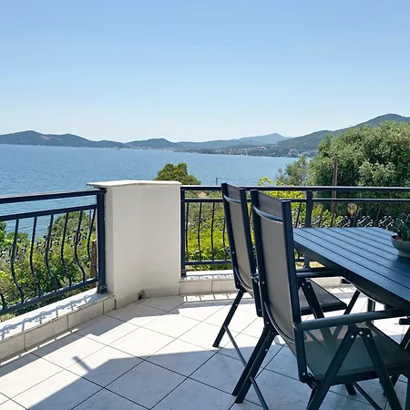 La Sirena I Apartment *